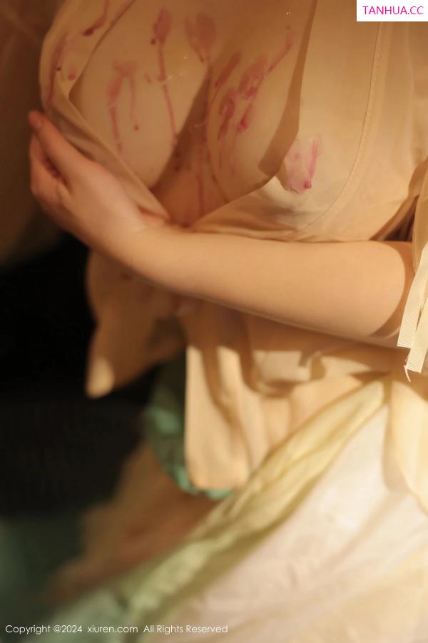 陈诗诗 诗诗 [XiuRen]高清写真图 2024.02.22 No.8128 诗诗kiki 性感美臀第67张图片